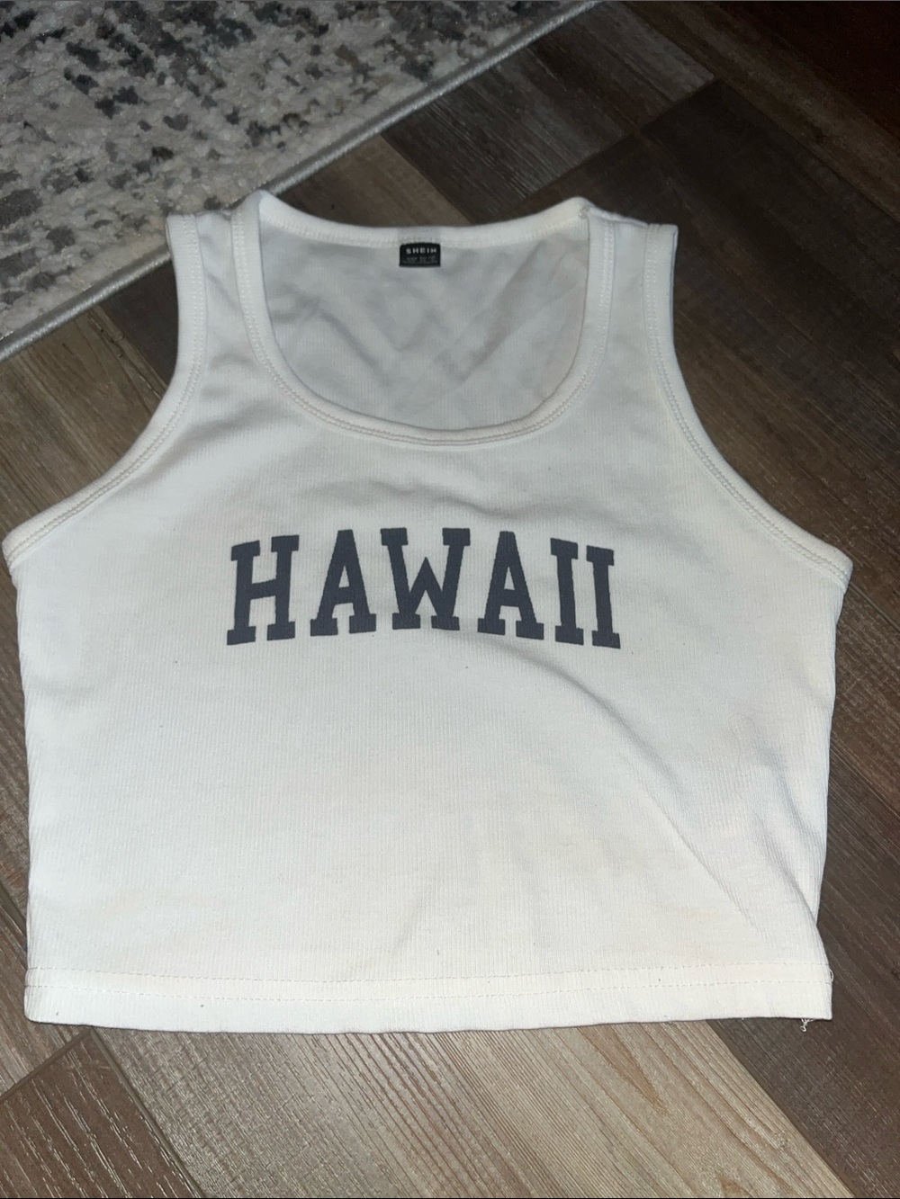 UNWORN Hawaii Graphic White Tank Top